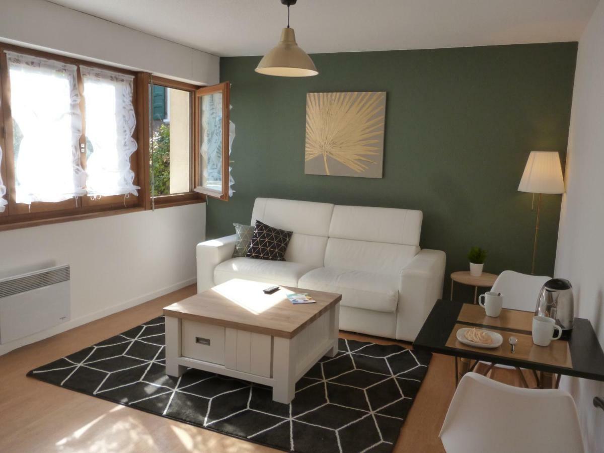 4 Clarence App Avec Parking Hyper Centre Thonon Apartment Exterior photo